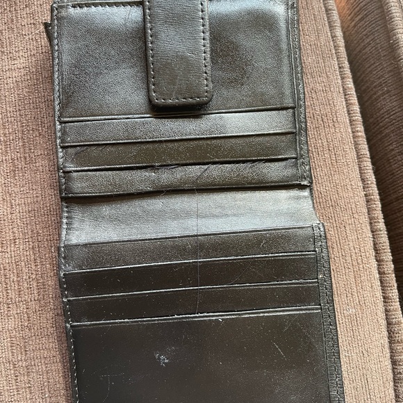 Longchamp women’s wallet - Picture 3 of 5